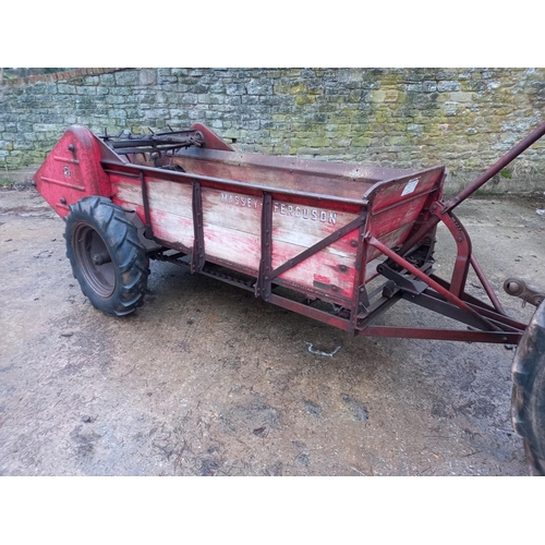 152A - Massey Ferguson muck spreader. Original.