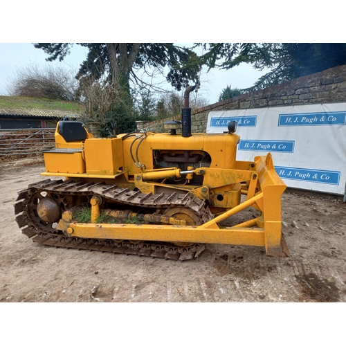 161 - Track Marshall crawler with hydraulic blade