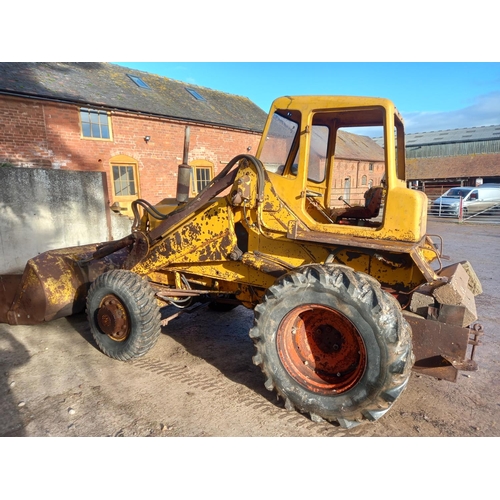 162 - Bray 4WD loading shovel