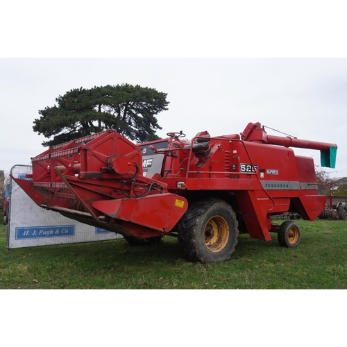 165 - Massey Ferguson 525 Super 11 combine, 10ft cut, Ex Colin Cloude. reg. TOR 865T. V5 c/w operators man... 