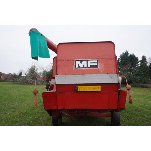 165 - Massey Ferguson 525 Super 11 combine, 10ft cut, Ex Colin Cloude. reg. TOR 865T. V5 c/w operators man... 