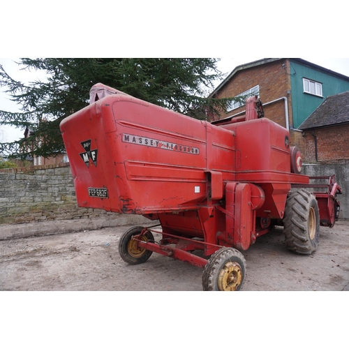 167 - Massey Ferguson 410 combine, 10ft cut. reg. FEP 682F. V5 c/w operators manual