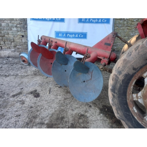 75 - Massey Ferguson 765, 4 furrow disc plough. E196615 c/w operators manual