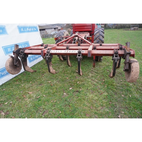 98 - Massey Ferguson 24 low draft superflow, 12 leg with depth wheels, badged