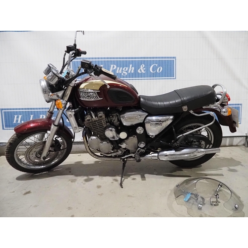938 - Triumph Thunderbird motorcycle. 1996. Runs but will need recommissioning. Brake and clutch fluids ha... 