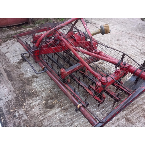 188 - Vicon 4 row reciprocating harrow. 7200500280