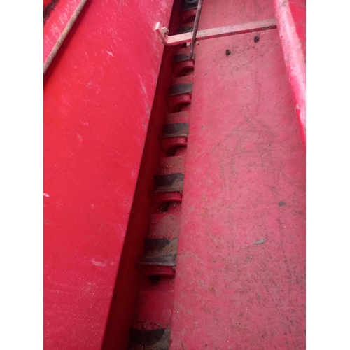 195 - Massey Ferguson seed drill, sn. 97NC8760