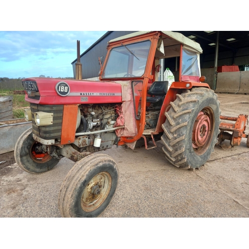 124 - Massey Ferguson 188 tractor. 8 speed gearbox, 6008hrs recorded, PAVT wheels, flexicab. Reg. JVD 153N... 