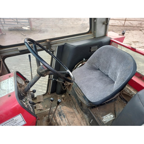 138 - Massey Ferguson 590 tractor. 4WD. 4930hrs recorded, Multi-power good. Reg. CAG 131T. V5 c/w operator... 