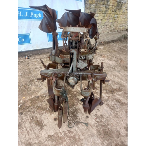 205 - Massey Ferguson 85, 3 furrow reversible plough. SN. B002077