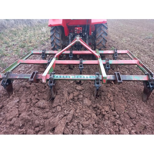 140 - Massey Ferguson 24 low draft superflow