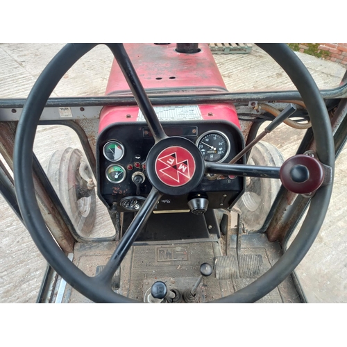 112 - Massey Ferguson 575 tractor. 4505hrs recorded, 8 speed. Reg. TRH 91R. V5 c/w operators manual, servi... 