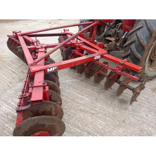 114 - Massey Ferguson 28 mounted discs, badged sn. 8679W83