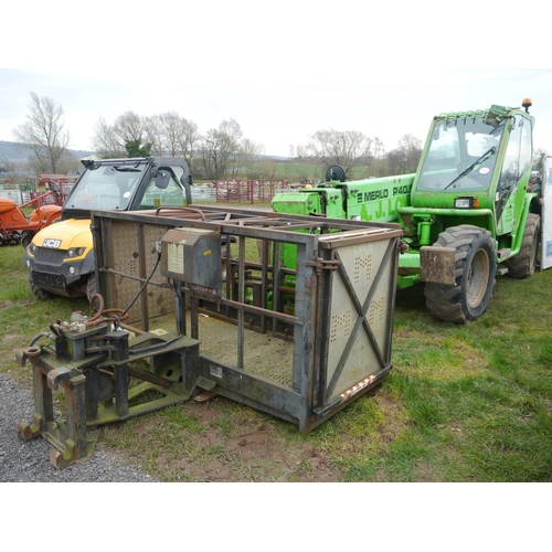 1183 - Merlo P40-14K loader with man basket and bracket. 6300hrs (showing 5800, new clocks at 500hrs) Reg. ... 