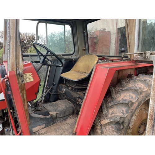 71 - Massey Ferguson 550 tractor, two doors, original, 4591hrs, one owner. Reg. BCJ 968V.