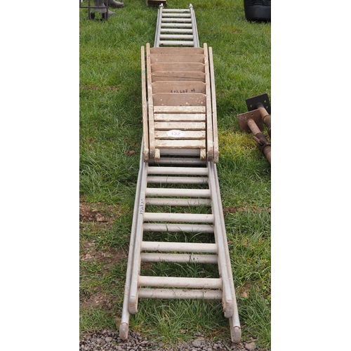 132 - Quantity of ladders