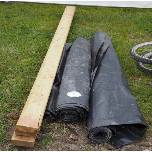 7 - 3 Lengths of timber and 2 rolls of plastic