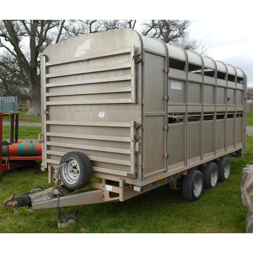 1322 - Ifor Williams tri axle stock trailer. Type DP120G314