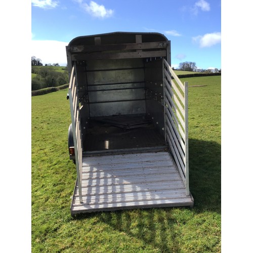 69 - Ifor Williams TS5G 10ft stock trailer