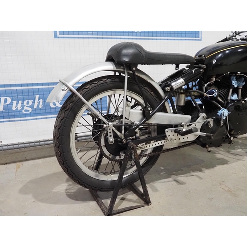 736 - Vincent Rapid motorcycle project. Believed 1950. This is an unfinished project being sold from a dec... 