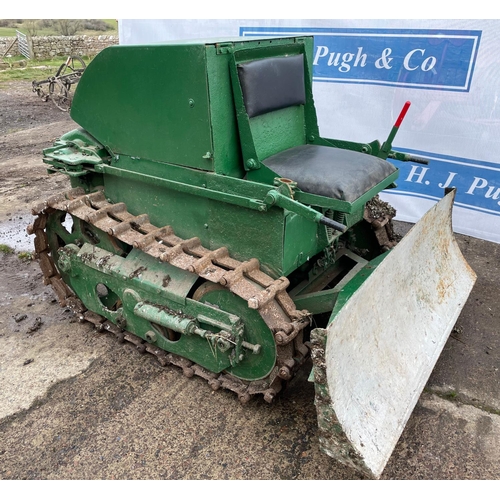 190 - Aveling and Barford calfdozer with Lister engine