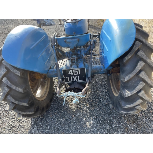 194 - Fordson Dexta tractor. Runs. 1959. Reg. 451 UXL. V5 supplied by County Garage, Carlisle