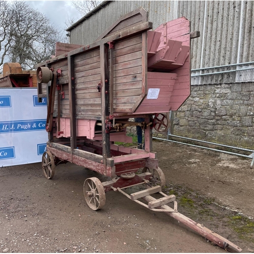 199 - Garvie threshing machine 30