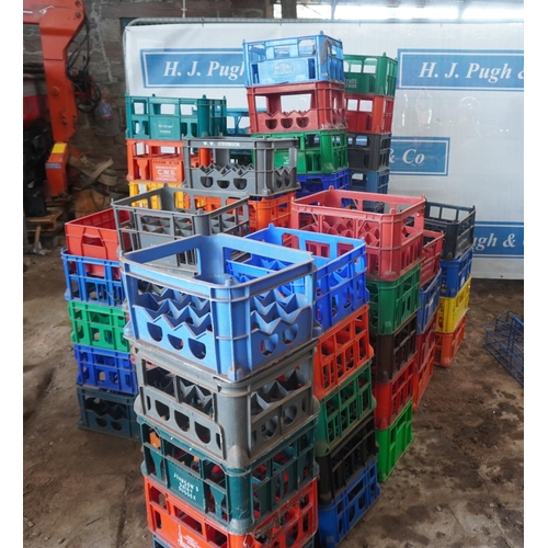 419 - Plastic milk bottle crates