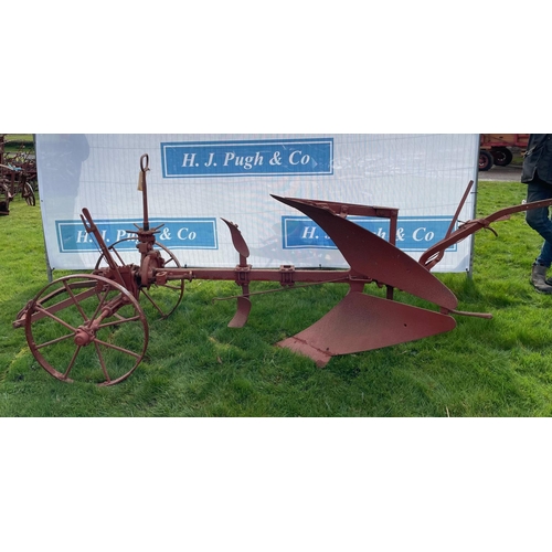 98 - Melotte reversible horse drawn plough