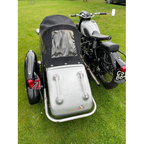 819 - Norton Model 7 motorcycle. 1952. 500cc. Twin cylinder plunger frame, complete with sidecar. Tax and ... 