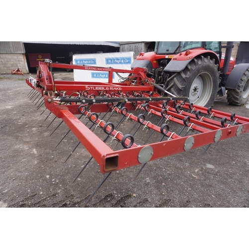 111 - Weaving stubble rake 6M 2015