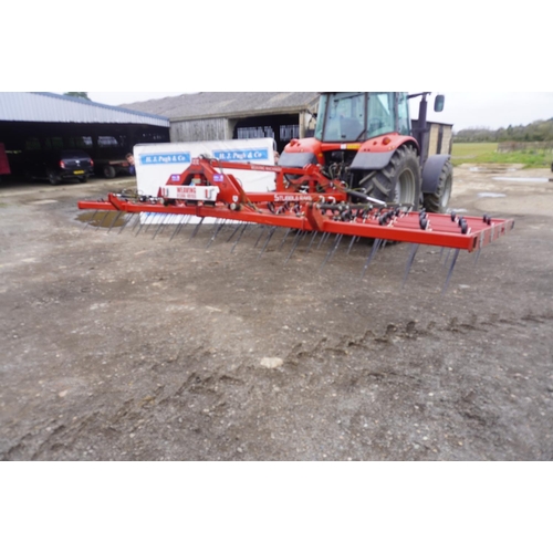 111 - Weaving stubble rake 6M 2015