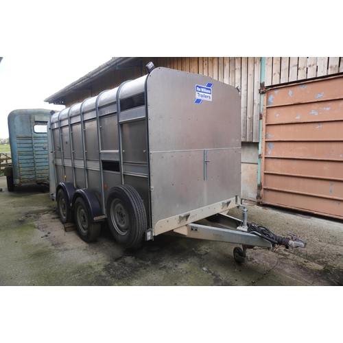 121 - Ifor Williams TA510G 12ft stock trailer