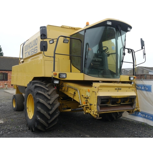 126 - New Holland TX66 combine. 1998. Straw walker, 4246 engine hrs. 3443 drum hours. Straw chopper, A/C o... 