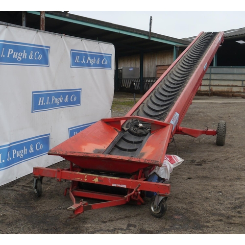 131 - Swift Lift belt conveyor 10M plus swing head, 3 phase