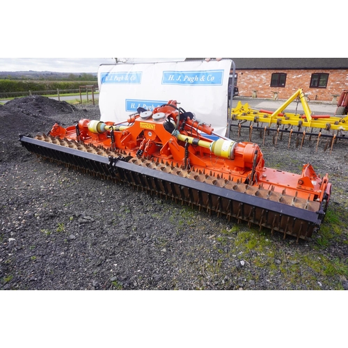 99 - Franduet Eternum slim 5M hydraulic folding power harrow and packer