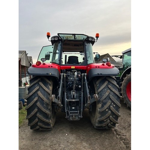 191 - Massey Ferguson 7620 tractor. 2014. 4097hrs. 50k. Air brakes. Tyres 50%. Owned from new