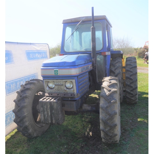 148 - Leyland 472 synchro tractor. 4WD. On dual wheels. Only 3363hrs recorded. Runs and drives. Reg. TSW 6... 