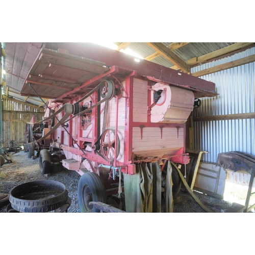 267 - R.G Garvie threshing box, Aberdeen. Working order. Barn stored