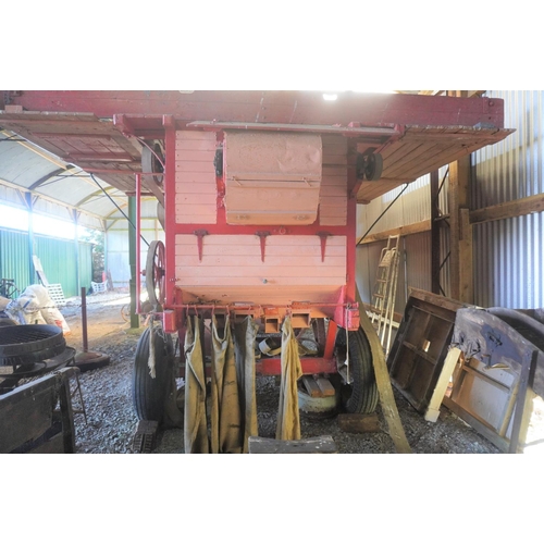 267 - R.G Garvie threshing box, Aberdeen. Working order. Barn stored