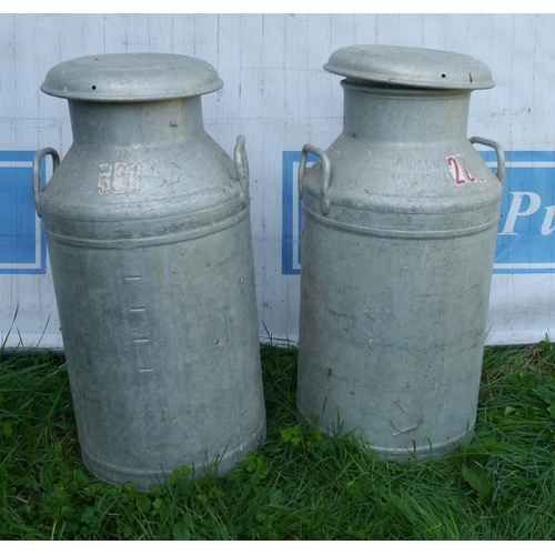 98 - 10 Gallon milk churns -2