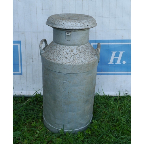 99 - 10 Gallon milk churn