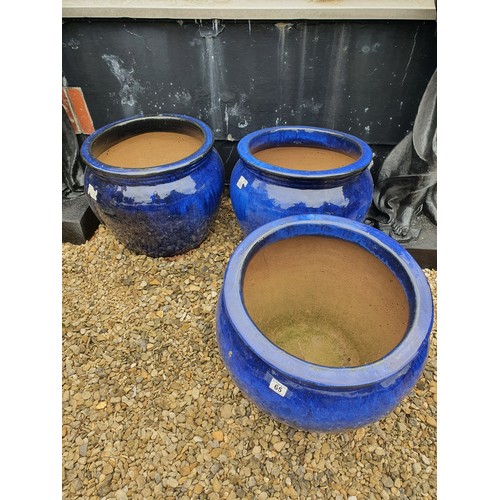 65 - 3- Glazed pots