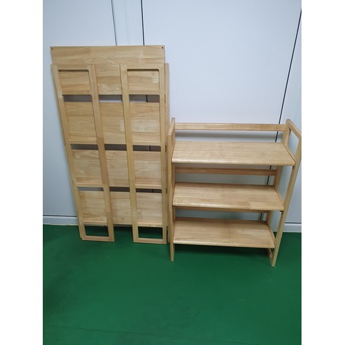 196 - 2- Folding bookshelves