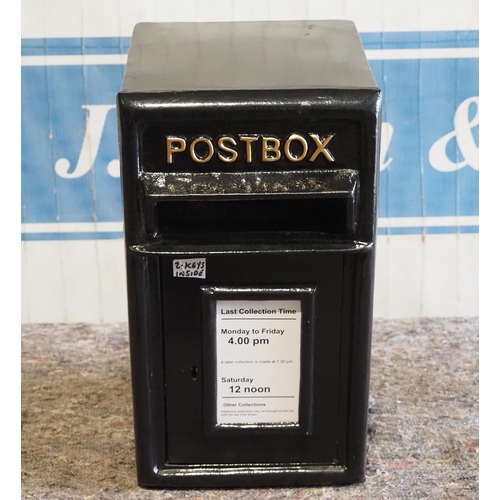 800 - Postbox 18