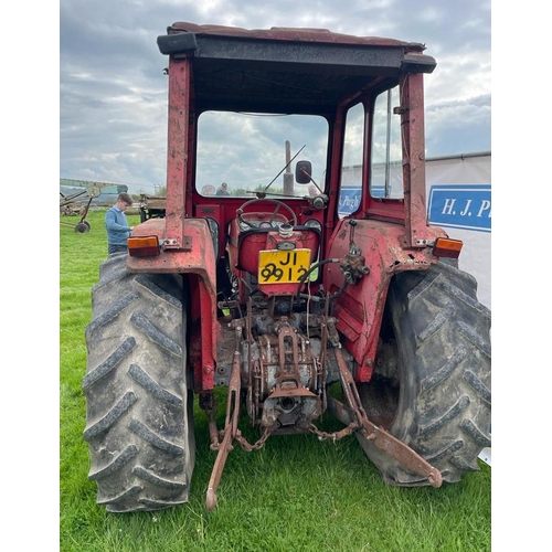 177 - Massey Ferguson 185 runs and drives. Reg. CJI 9912. No V5. Ex Ireland