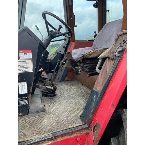 177 - Massey Ferguson 185 runs and drives. Reg. CJI 9912. No V5. Ex Ireland