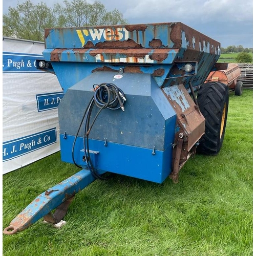 179 - West 1300 dual spreader in working order