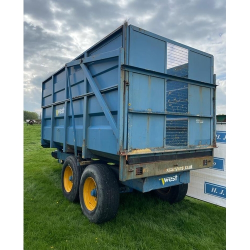 182 - West tandem axle 10tonne silage trailer, in working order