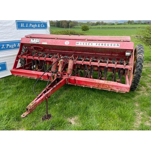 188 - Massey Ferguson 20 corn drill